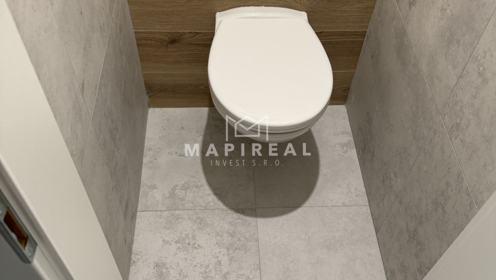 **NOVINKA** Južná trieda!!!, Košice – JUH, NOVOREKONŠTRUOVANÝ, 3-izb. byt