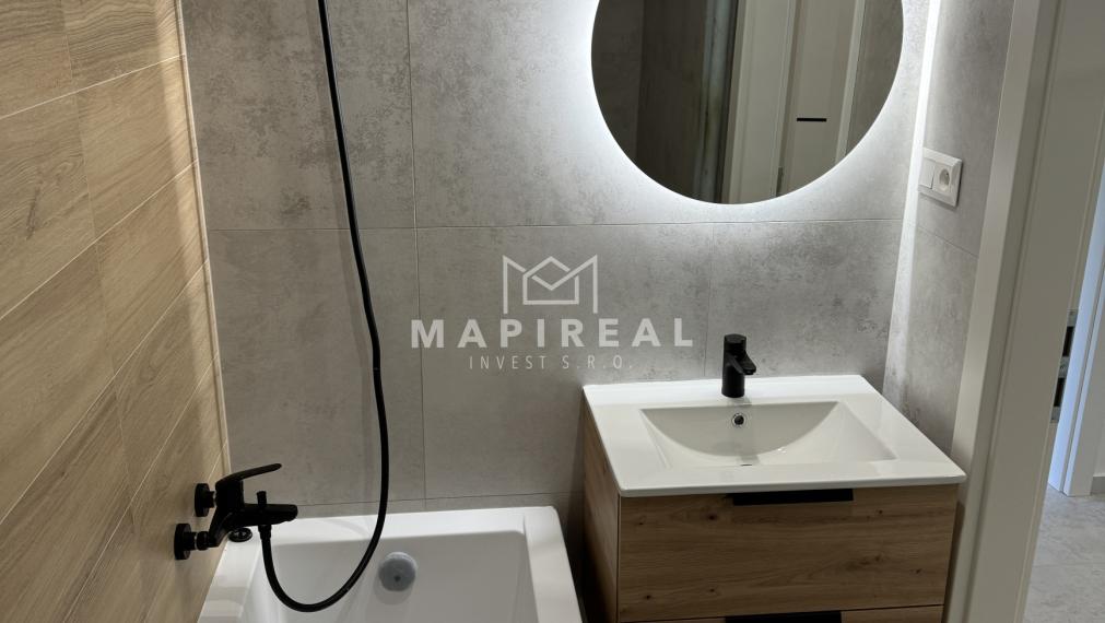 **NOVINKA** TERASA, Ružínska ul.!!!, NOVOREKONŠTRUOVANÝ, 3-izb. byt