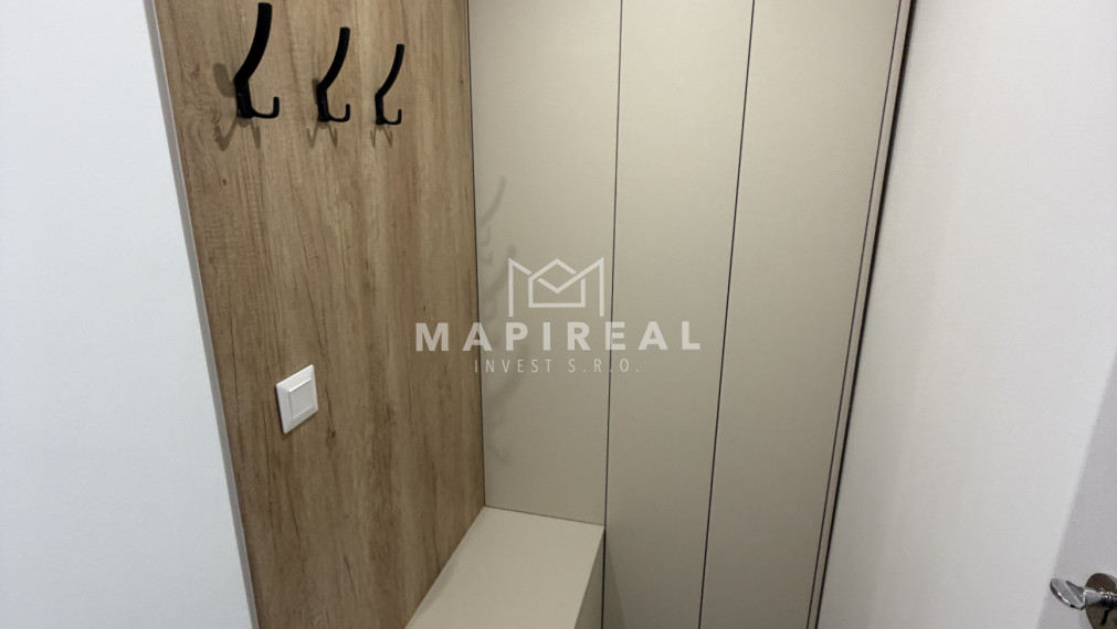 **NOVINKA** TERASA, Popradská ul.!!!, NOVOREKONŠTRUOVANÝ, 3-izb. byt