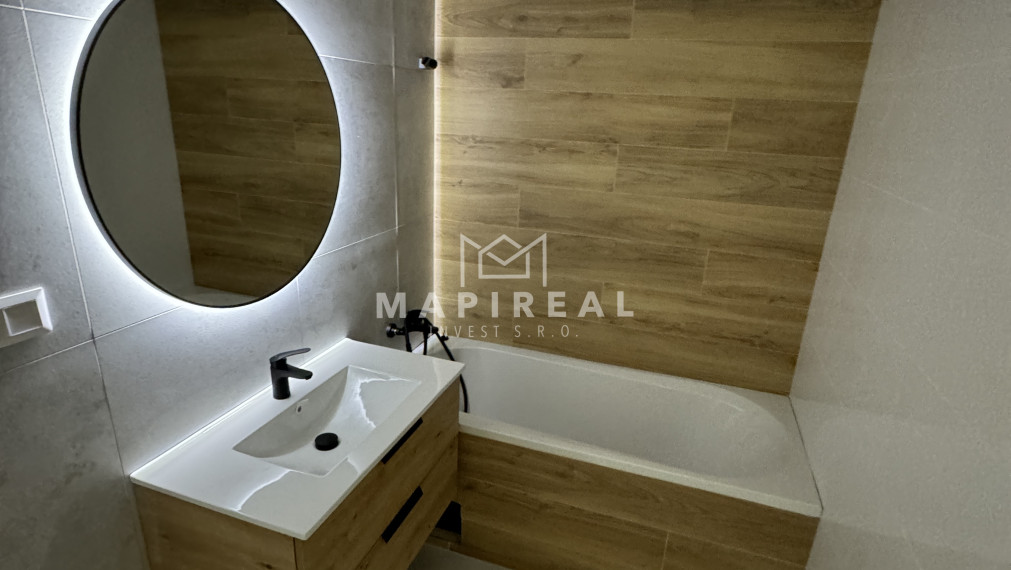 Budapeštianska ul. !!! SÍDLISKO ŤAHANOVCE, NOVOREKONŠTRUOVANÝ, 4-izb. byt