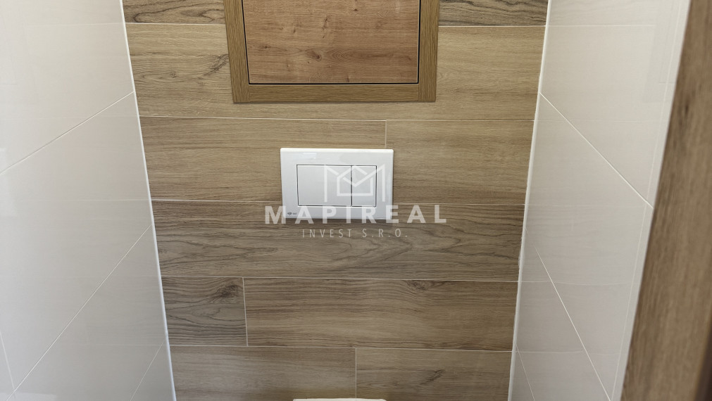 Sídl. Nad Jazerom, 2-izb. byt, Nám. kozmonautov, NOVÁ MODERNÁ REKONŠTRUKCIA