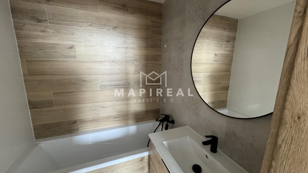 Sídl. Nad Jazerom, 2-izb. byt, Nám. kozmonautov, NOVÁ MODERNÁ REKONŠTRUKCIA