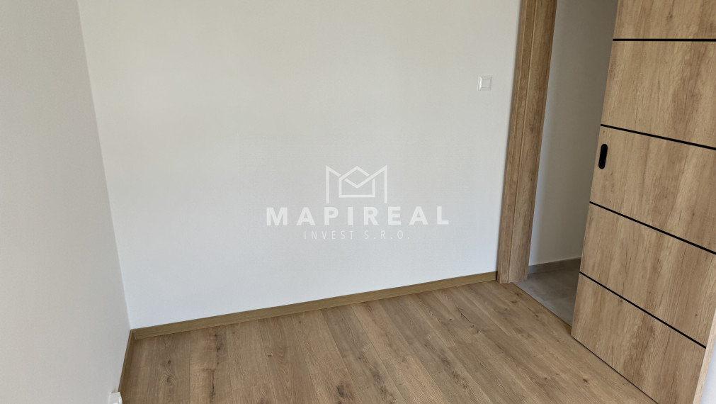 Rovníková ul., Sídl. Nad Jazerom!!! NOVOREKONŠTRUOVANÝ, 3-izb. byt