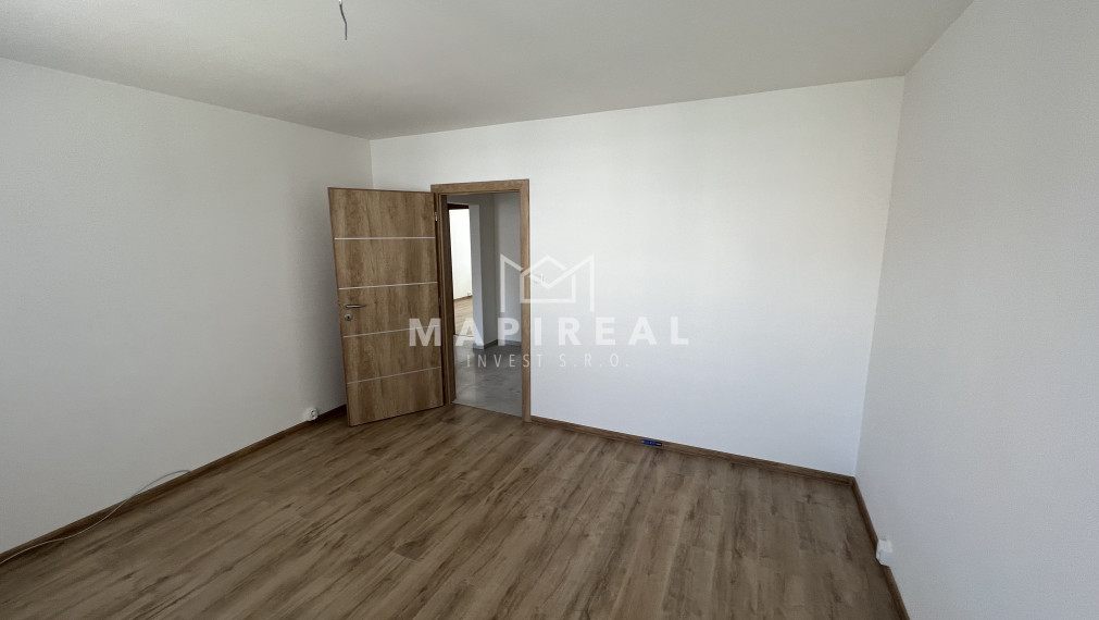 Helsinská ul. !!! SÍDLISKO ŤAHANOVCE, NOVOREKONŠTRUOVANÝ, 4-izb. byt