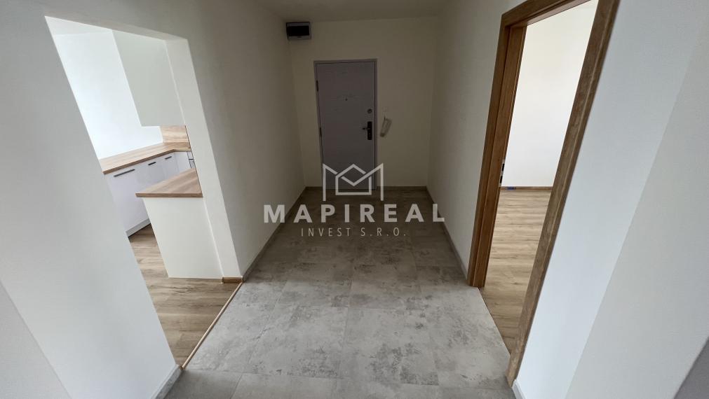 Helsinská ul. !!! SÍDLISKO ŤAHANOVCE, NOVOREKONŠTRUOVANÝ, 4-izb. byt