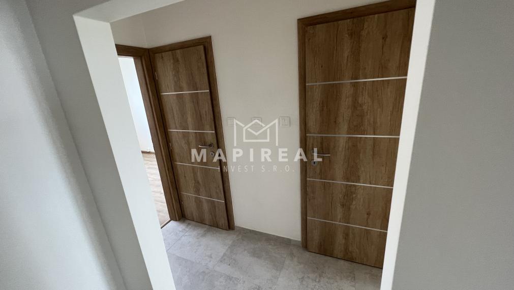 Helsinská ul. !!! SÍDLISKO ŤAHANOVCE, NOVOREKONŠTRUOVANÝ, 4-izb. byt