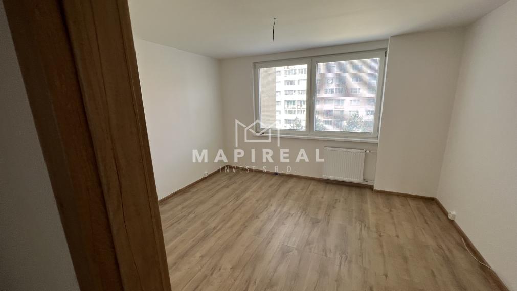 Helsinská ul. !!! SÍDLISKO ŤAHANOVCE, NOVOREKONŠTRUOVANÝ, 4-izb. byt