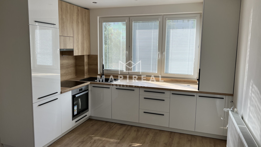 **REZERVOVANÉ** NOVOREKONŠTRUOVANÝ  3-izb. byt, Košice - Západ, Nešporova ul.,