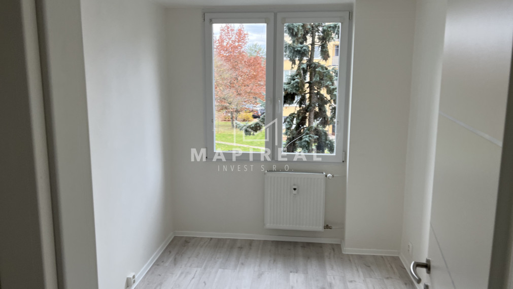 **NOVINKA** NOVOREKONŠTRUOVANÝ  3-izb. byt, Košice - Západ, Rožňavská ul.,