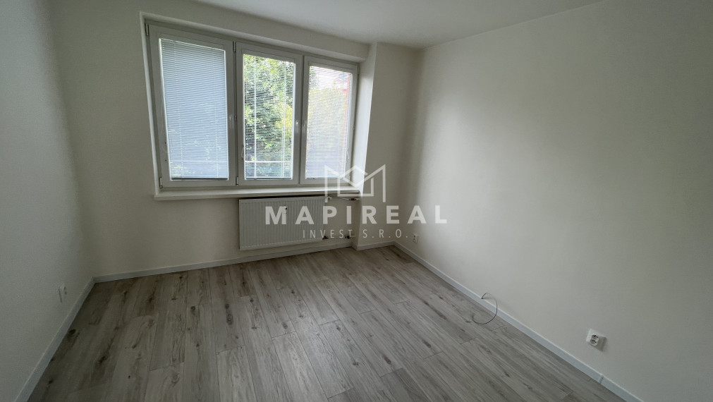 **NOVINKA** Južná trieda!!!, Košice – JUH, NOVOREKONŠTRUOVANÝ, 3-izb. byt