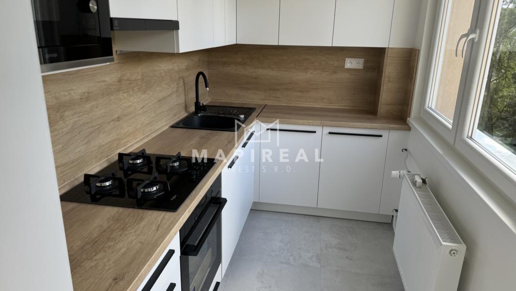 **NOVINKA** TERASA, Ružínska ul.!!!, NOVOREKONŠTRUOVANÝ, 3-izb. byt