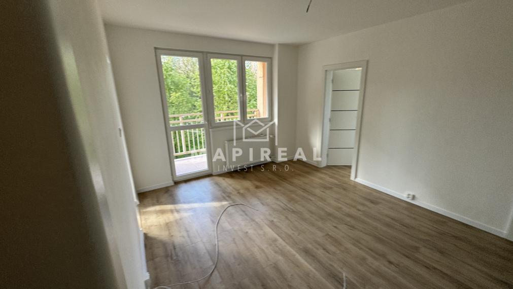 **NOVINKA** TERASA, Ružínska ul.!!!, NOVOREKONŠTRUOVANÝ, 3-izb. byt