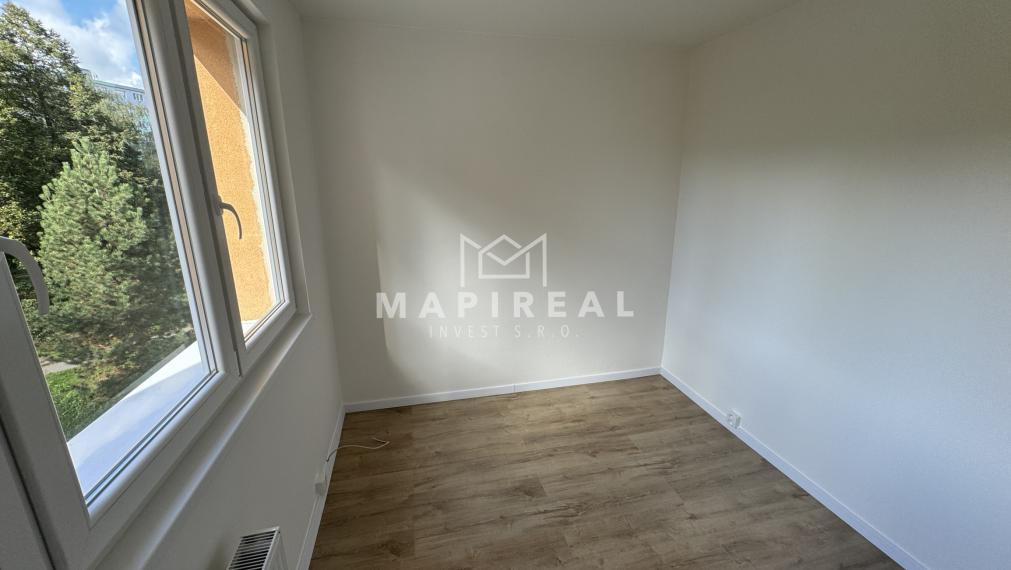 **NOVINKA** TERASA, Ružínska ul.!!!, NOVOREKONŠTRUOVANÝ, 3-izb. byt