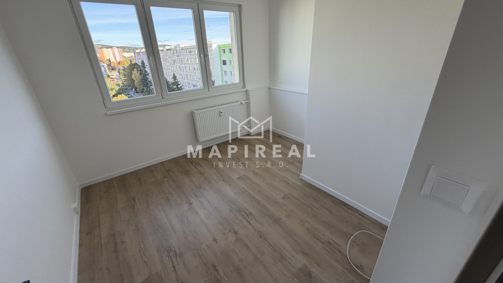 **NOVINKA** TERASA, Popradská ul.!!!, NOVOREKONŠTRUOVANÝ, 3-izb. byt