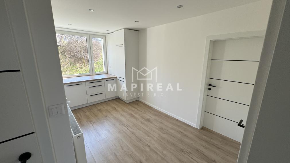 NOVÁ MODERNÁ REKONŠTRUKCIA, 3-izb.byt, Bielocerkevská ul.,