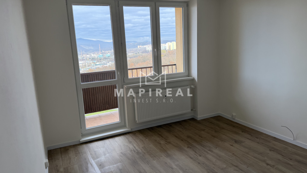 **NOVINKA** Bielocerkevská ul., NOVOREKONŠTRUOVANÝ 3-izb.byt,