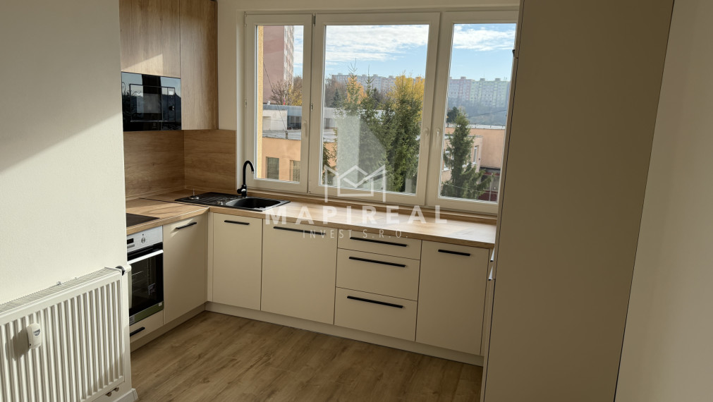 **NOVINKA** Bielocerkevská ul., NOVOREKONŠTRUOVANÝ 3-izb.byt,