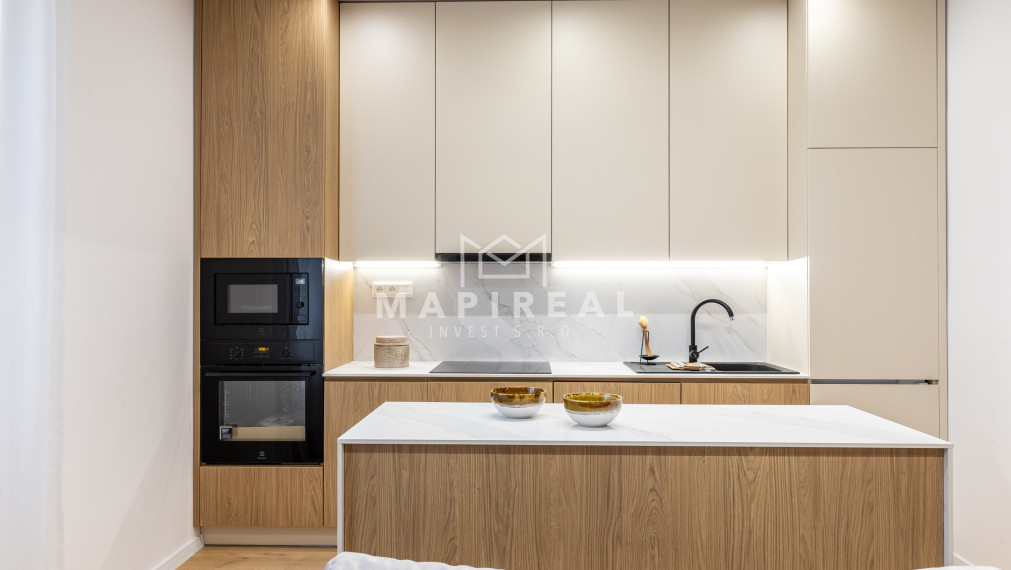 **NOVINKA** Štefánikova ulica, 3 -izb. byt,  Nová moderná rekonštrukcia