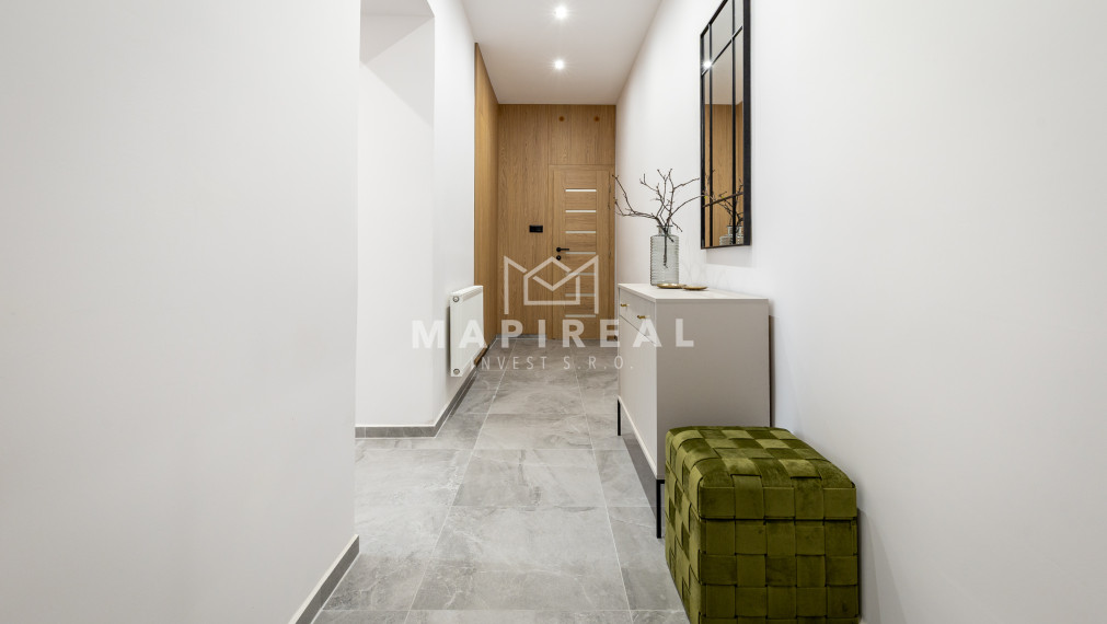 **NOVINKA** Štefánikova ulica, 3 -izb. byt,  Nová moderná rekonštrukcia