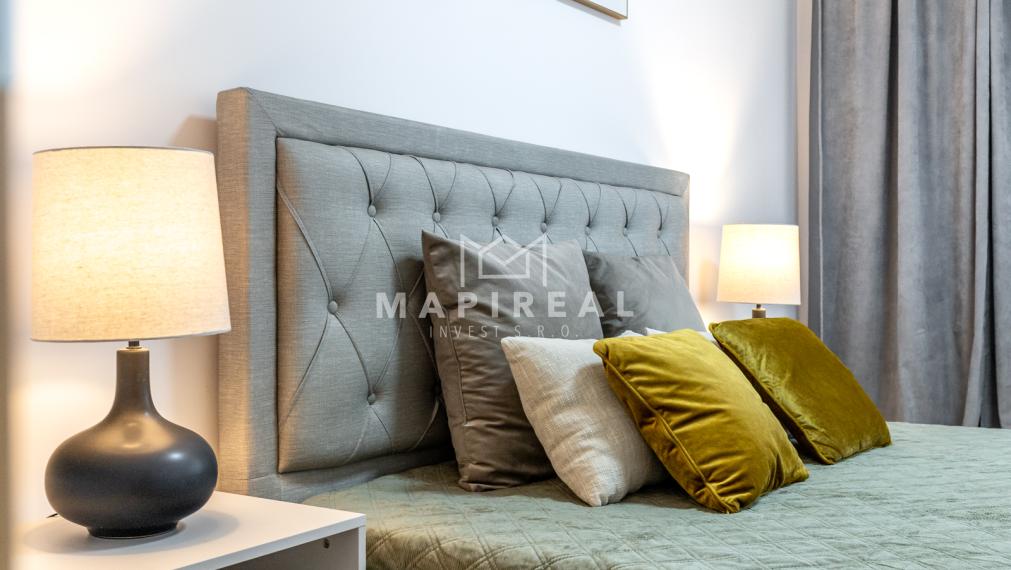 **NOVINKA** Štefánikova ulica, 3 -izb. byt,  Nová moderná rekonštrukcia