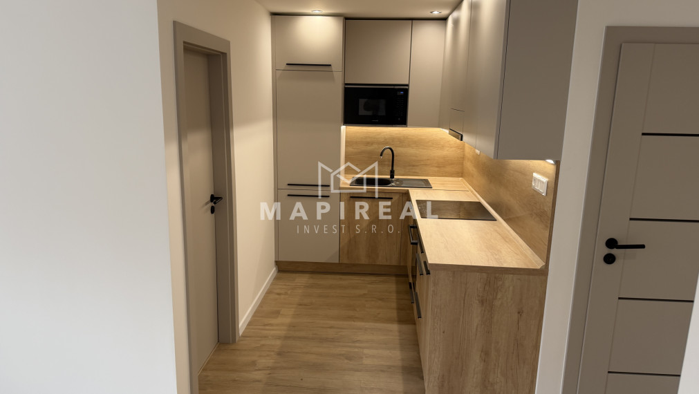 **NOVINKA** sídlisko Nad Jazerom, Družicová, NOVOREKONŠTRUOVANÝ, 2-izb.byt