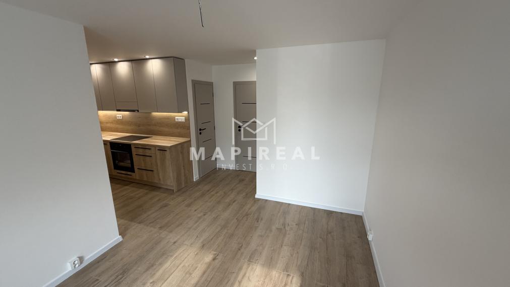 **NOVINKA** sídlisko Nad Jazerom, Družicová, NOVOREKONŠTRUOVANÝ, 2-izb.byt