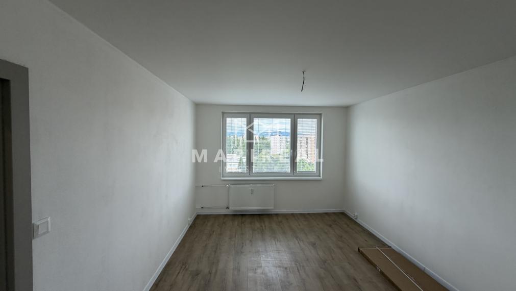 **NOVINKA** sídlisko Nad Jazerom, Ladožská ul., NOVOREKONŠTRUOVANÝ, 2-izb.byt