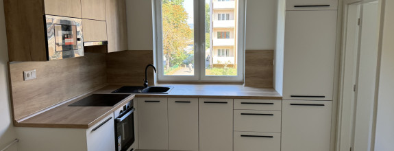 **REZERVOVANÝ* Južná trieda!!!, Košice – JUH, NOVOREKONŠTRUOVANÝ, 3-izb. byt