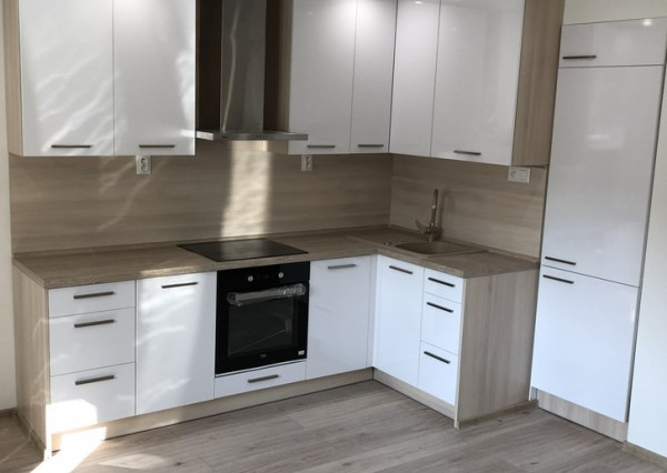 CENTRUM MESTA!!! Pajorova ul., NOVÁ MODERNÁ REKONŠTRUKCIA 2-izb. byt