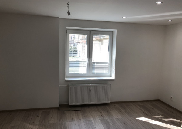 CENTRUM MESTA!!! Pajorova ul., NOVÁ MODERNÁ REKONŠTRUKCIA 2-izb. byt