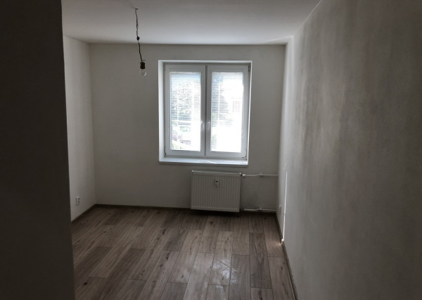 CENTRUM MESTA!!! Pajorova ul., NOVÁ MODERNÁ REKONŠTRUKCIA 2-izb. byt