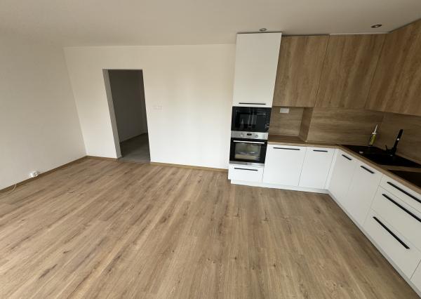 Košice – JUH!!!, Miškovecká ul., NOVOREKONŠTRUOVANÝ, 3-izb. byt