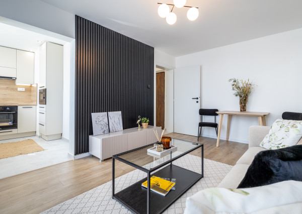 NOVOREKONŠTRUOVANÝ 3-izb. byt, Košice - Západ, Rožňavská ul.,