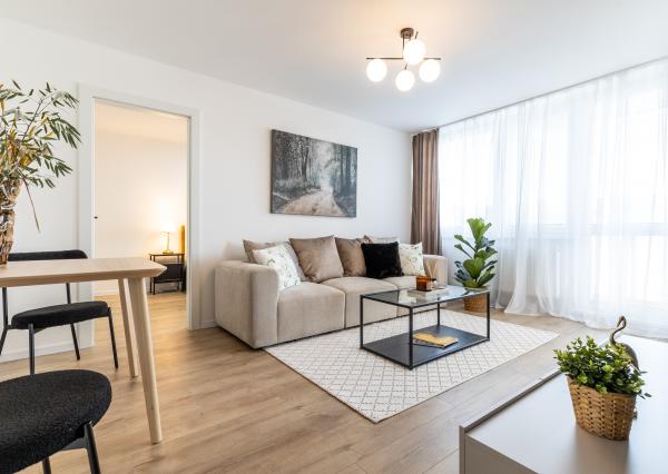 NOVOREKONŠTRUOVANÝ 3-izb. byt, Košice - Západ, Rožňavská ul.,