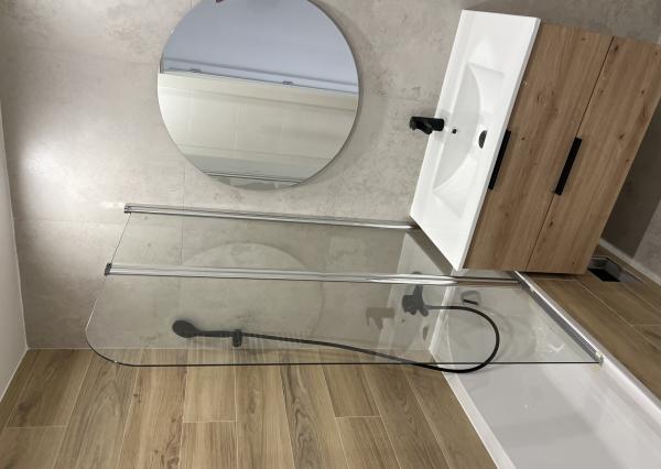 **REZERVOVANÉ** NOVOREKONŠTRUOVANÝ  3-izb. byt, Košice - Západ, Nešporova ul.,