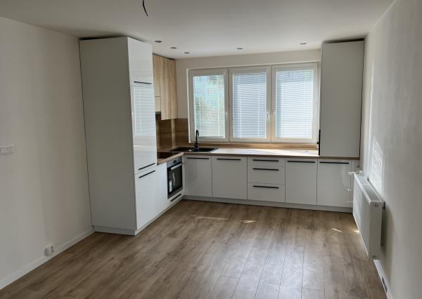 **NOVINKA** 3-izb. byt, Čapajevova ul., Košice - Západ, NOVOREKONŠTRUOVANÝ