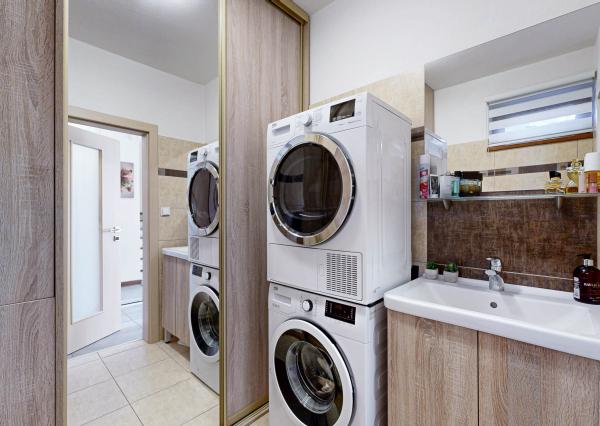 ** ZNÍŽENÁ CENA!!!** PANORÁMA, 4 – izb. RODINNÝ DOM, Bazová ul.,