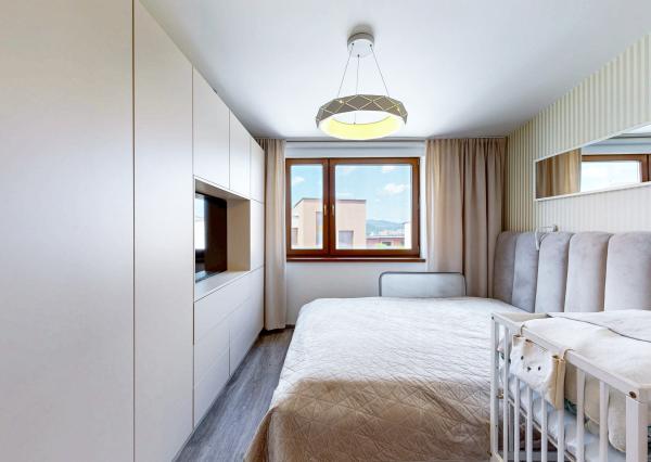 ** ZNÍŽENÁ CENA!!!** PANORÁMA, 4 – izb. RODINNÝ DOM, Bazová ul.,