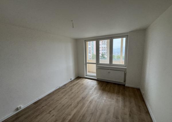 NOVÁ MODERNÁ REKONŠTRUKCIA,  3-izb. byt, Bielocerkevská ul.,