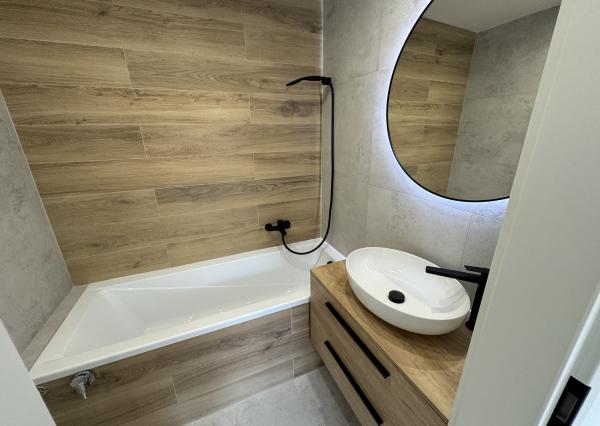 NOVOREKONŠTRUOVANÝ 3-izb.byt, Bielocerkevská ul.,