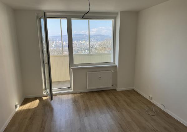 NOVOREKONŠTRUOVANÝ 3-izb.byt, Bielocerkevská ul.,