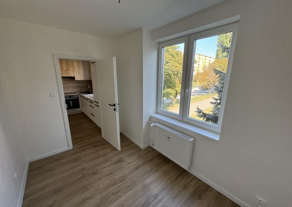 **NOVINKA** Južná trieda!!!, Košice – JUH, NOVOREKONŠTRUOVANÝ, 3-izb. byt