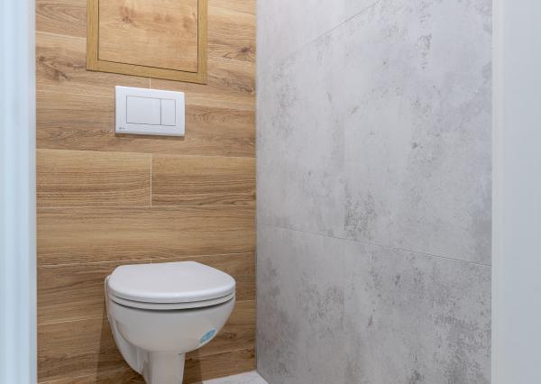 **NOVINKA** NOVOREKONŠTRUOVANÝ  3-izb. byt, Košice - Západ, Rožňavská ul.,