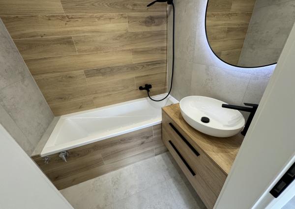 NOVÁ MODERNÁ REKONŠTRUKCIA, 3-izb.byt, Bielocerkevská ul.,