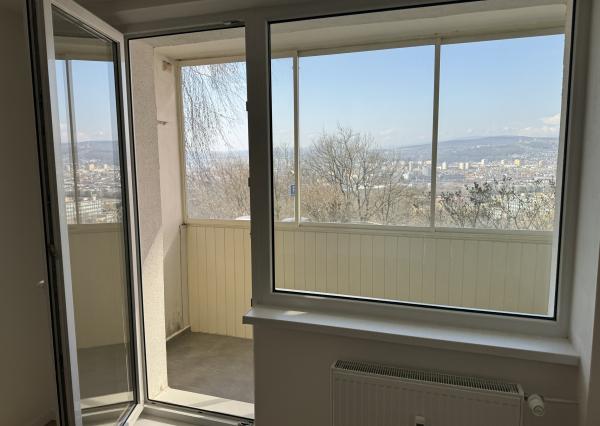 NOVÁ MODERNÁ REKONŠTRUKCIA, 3-izb.byt, Bielocerkevská ul.,