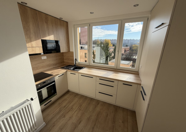 ** REZERVOVANÉ ** Bielocerkevská ul., NOVOREKONŠTRUOVANÝ 3-izb.byt,