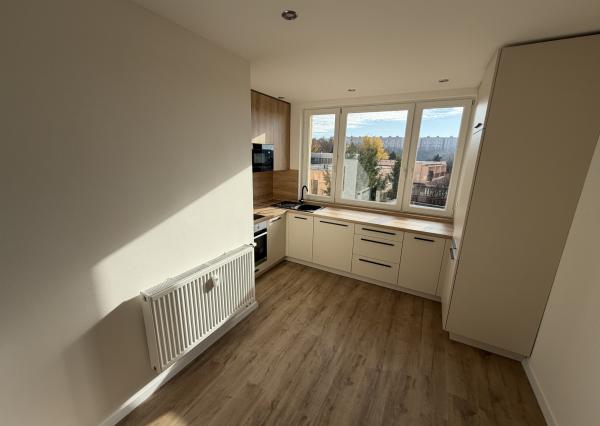 ** REZERVOVANÉ ** Bielocerkevská ul., NOVOREKONŠTRUOVANÝ 3-izb.byt,