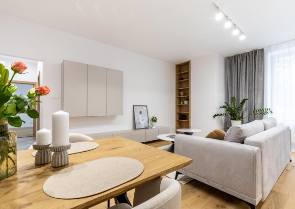 **REZERVOVANÉ** Štefánikova ulica, 3 -izb. byt,  Nová moderná rekonštrukcia