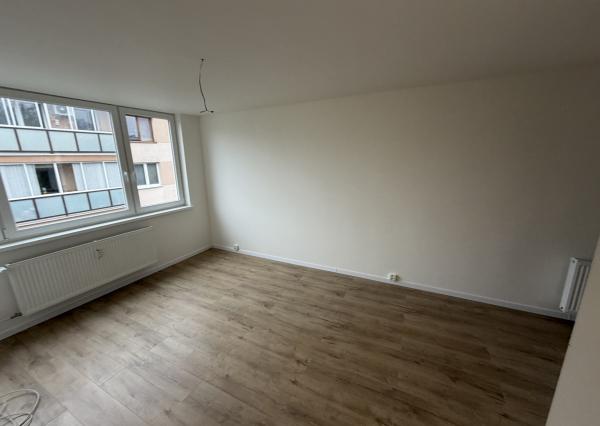 **NOVINKA** sídlisko TERASA, Kežmarská ul., 3-izb. byt, NOVOREKONŠTRUOVANÝ