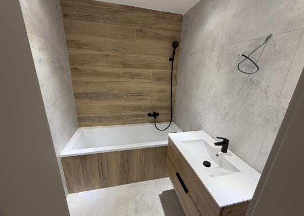 **NOVINKA** sídlisko TERASA, Kežmarská ul., 3-izb. byt, NOVOREKONŠTRUOVANÝ